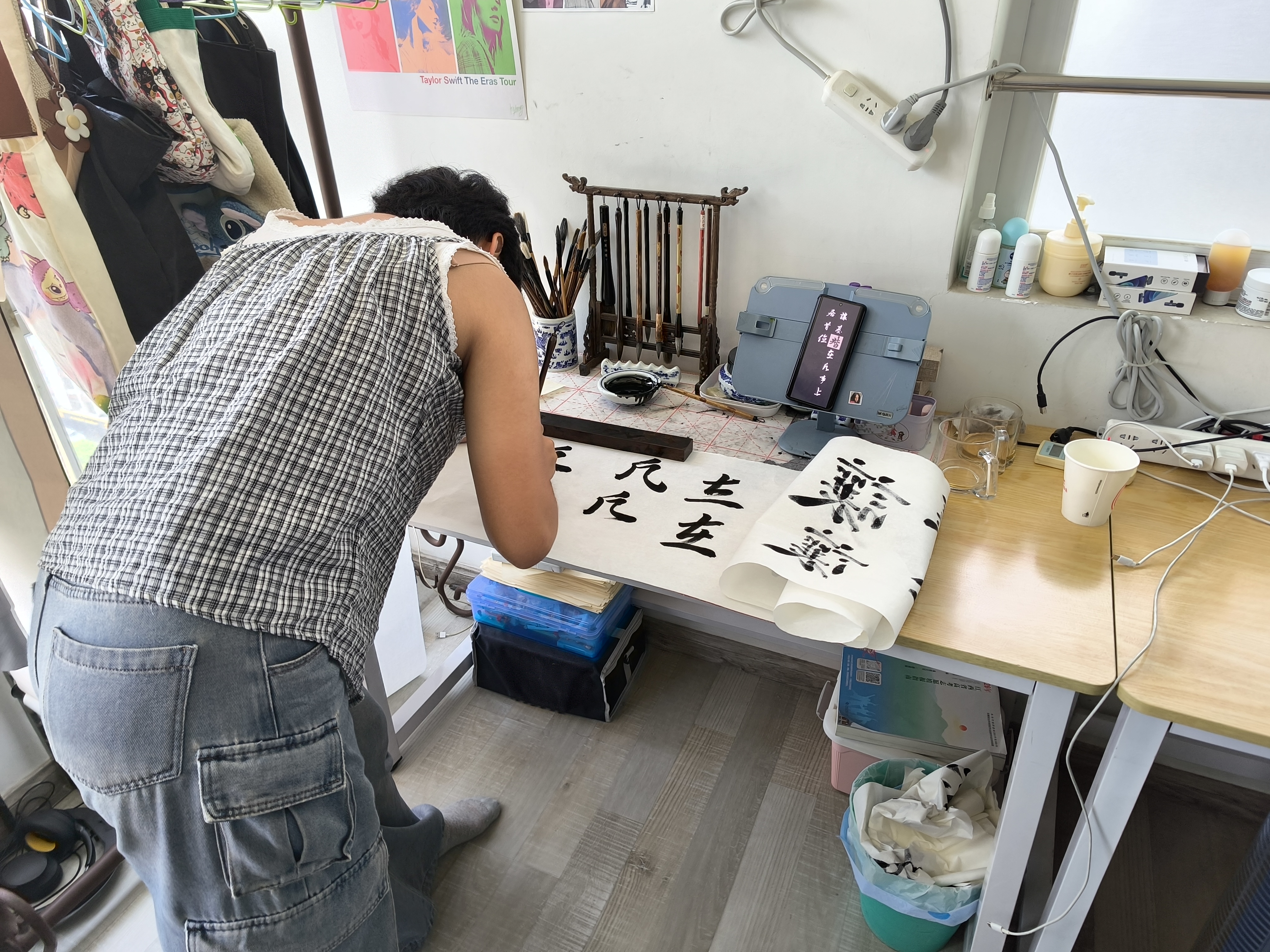 蓝语馨毛笔书法作品《心安即是归处》